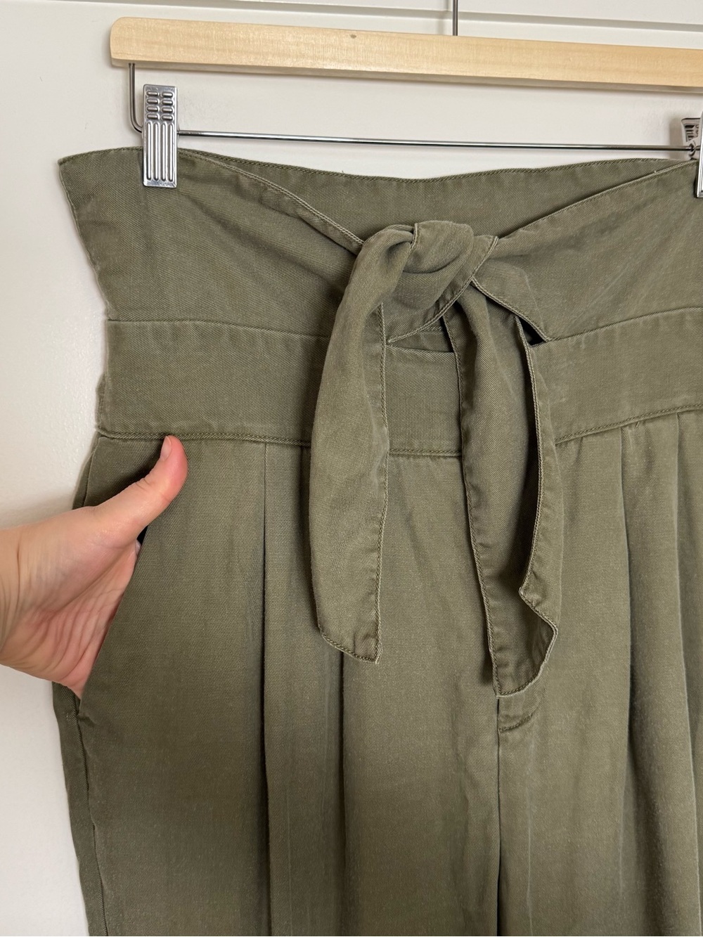 Cartonnier Anthropologie Paperbag Pants Sz 8 Olive Green Cropped Tie Waist 90s - Picture 5 of 15